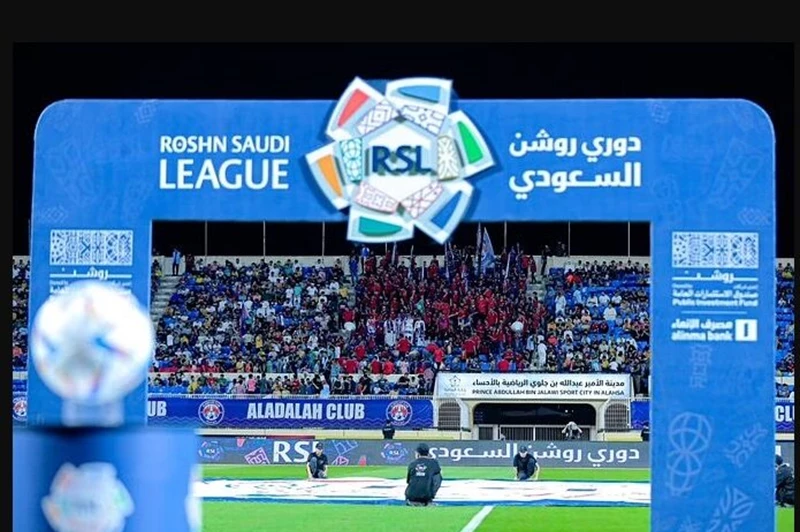 انطلاق الدوري السعودي للمحترفين: مواجهات نارية وتاريخ جديد لنيوم والنجمة